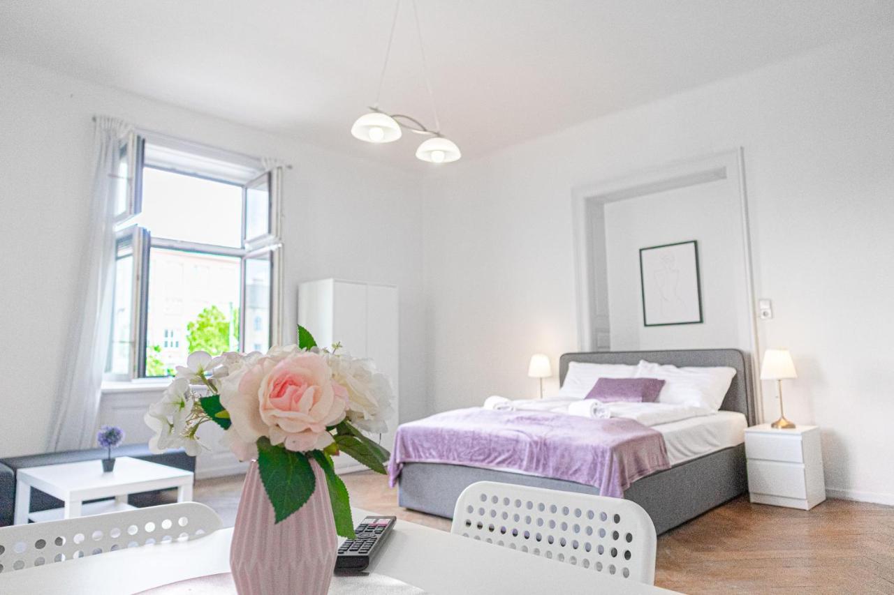 Cozy 2Br Apt. Near Akh Hospital-Ideal For Longstay เวียนนา ภายนอก รูปภาพ